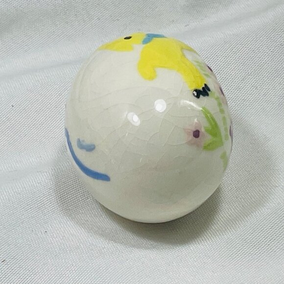 Easter Egg With Yellow Lamb & Pastel Floral Design Hand-Painted Vintage Ceramic - Picture 5 of 8